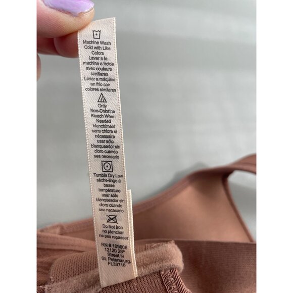 Rhonda Shear 2 Pack Molded Cup Bra with Wrap Back Size 1X Mahogany Navy 647.11 - Picture 7 of 10